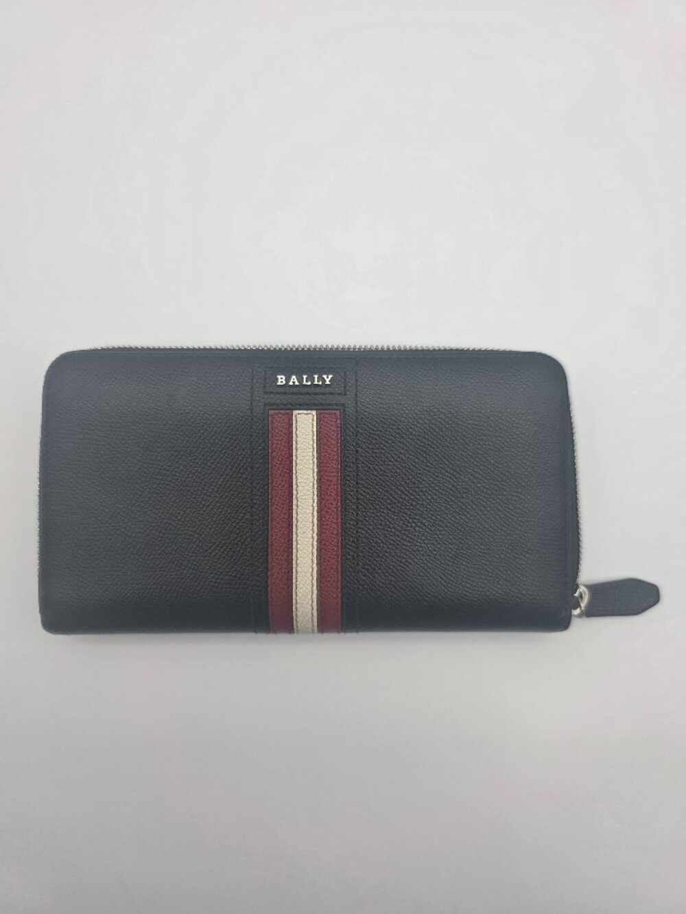 Bally Zip Around Leather Long Wallet